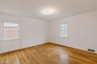 19615 Scottsdale Boulevard, Huber Heights, OH 44122 - Photo 27