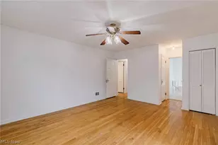 19615 Scottsdale Blvd, Huber Heights, OH 44122 - Photo 21