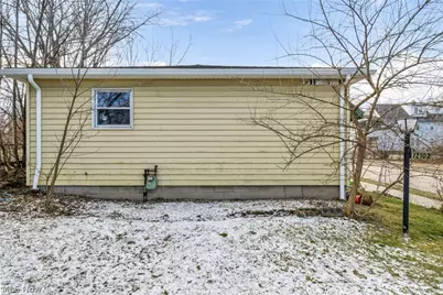 12102 Imperial Avenue, Loveland, OH 44120 - Photo 31