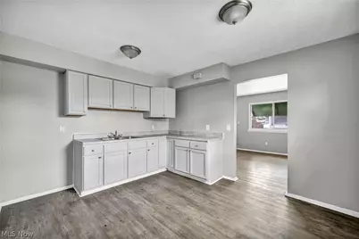 12102 Imperial Avenue, Loveland, OH 44120 - Photo 11