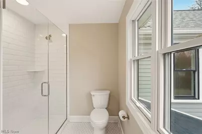 81 Hall Street, Chagrin Falls, OH 44022 - Photo 25