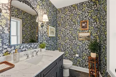 81 Hall Street, Chagrin Falls, OH 44022 - Photo 13