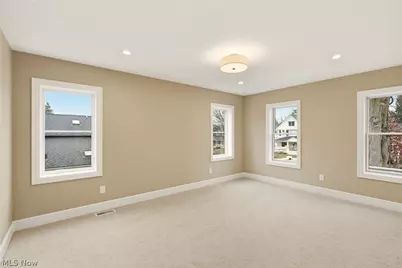 81 Hall Street, Chagrin Falls, OH 44022 - Photo 23