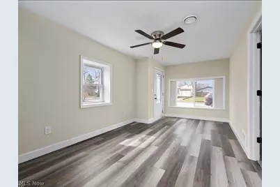 303 Delamere Road, Vermilion, OH 44089 - Photo 3