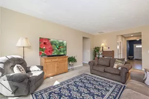 3564 Shady Timber Dr, Twinsburg, OH 44087 - Photo 9