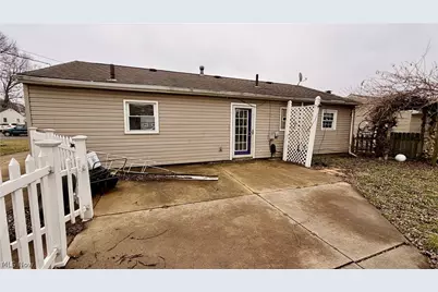 2215 Willowrow Avenue NE, Canton, OH 44705 - Photo 19