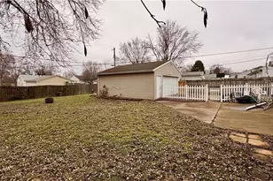 2215 Willowrow Ave NE, Canton, OH 44705 - Photo 21