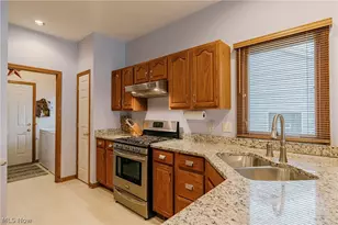 133 Gleneagle Dr, Elyria, OH 44035 - Photo 11