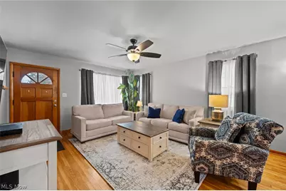 22 Youtz Avenue, Akron, OH 44301 - Photo 3