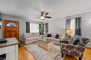 22 Youtz Ave, Akron, OH 44301 - Photo 3