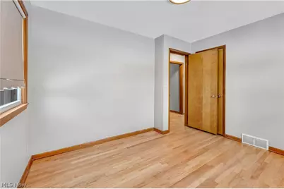 31 Eve Drive, Struthers, OH 44471 - Photo 9