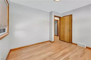 31 Eve Dr, Struthers, OH 44471 - Photo 9