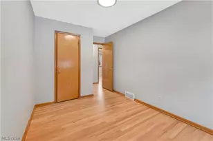 31 Eve Dr, Struthers, OH 44471 - Photo 13