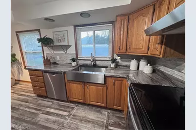 1621 Coventry Avenue NE, Warren, OH 44483 - Photo 11