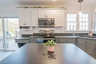 700 Stillwater Dr, Deerfield, OH 44411 - Photo 9