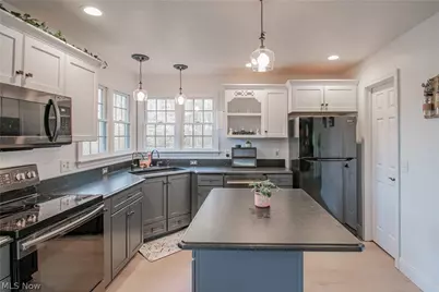 700 Stillwater Drive, Deerfield, OH 44411 - Photo 7