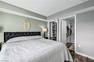 23002 Chandlers Ln, Olmsted Falls, OH 44138 - Photo 21