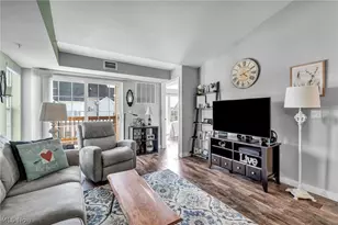 23002 Chandlers Ln, Olmsted Falls, OH 44138 - Photo 17