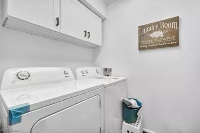 23002 Chandlers Lane, Olmsted Falls, OH 44138 - Photo 13