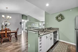 23002 Chandlers Ln, Olmsted Falls, OH 44138 - Photo 7