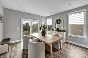 2818 Weeping Pne Dr, Medina, OH 44256 - Photo 9