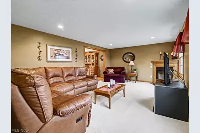 10230 Chipmunk Ridge Drive, Concord, OH 44077 - Photo 5