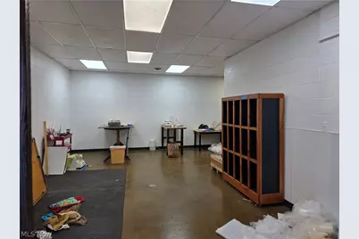 10511 Main Street, Mantua, OH 44255 - Photo 13