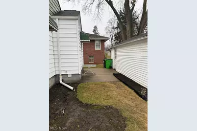 1288 Liberty Avenue, Barberton, OH 44203 - Photo 5