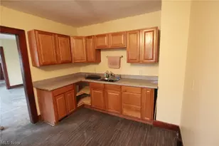 56 N Osborn, Youngstown, OH 44509 - Photo 5