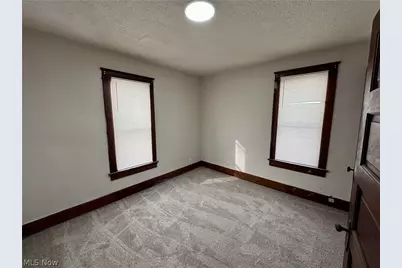 2172 12th Street SW, Akron, OH 44314 - Photo 7