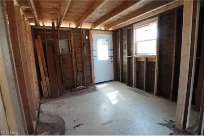 4149 Arrel Road, Youngstown, OH 44514 - Photo 9