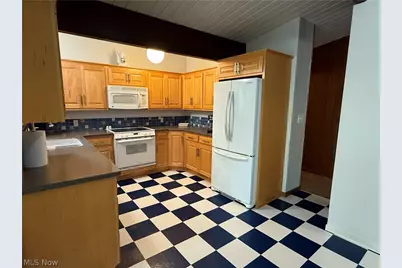 126 Stony Creek Drive, Millersburg, OH 44654 - Photo 17