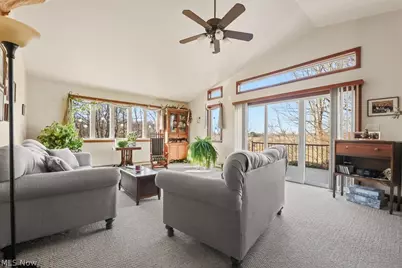 6122 Frederick Avenue NE, Alliance, OH 44601 - Photo 7