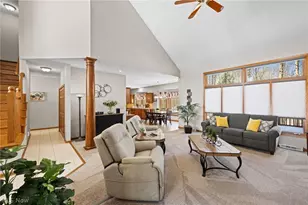 11148 Hempstead Ln, North Royalton, OH 44133 - Photo 5