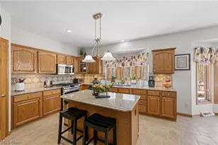 11148 Hempstead Ln, North Royalton, OH 44133 - Photo 9