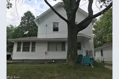 887 Hunt Street, Akron, OH 44306 - Photo 1