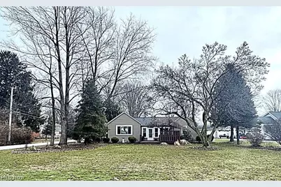 347 Riverside Drive, Painesville, OH 44077 - Photo 1