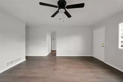 12114 Milligan Avenue, Loveland, OH 44135 - Photo 7