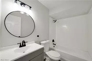 12114 Milligan Ave, Loveland, OH 44135 - Photo 21