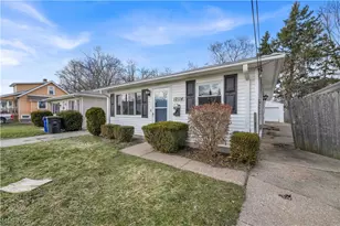 12114 Milligan Ave, Loveland, OH 44135 - Photo 3