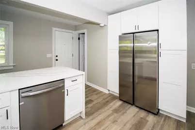 29396 Detroit Road, Westlake, OH 44145 - Photo 7