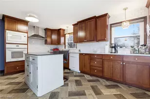 2940 W Erie Ave, Lorain, OH 44053 - Photo 11