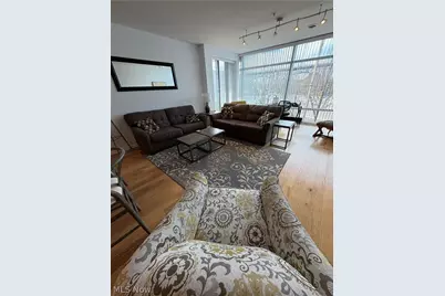 1237 Washington Avenue #412, Loveland, OH 44113 - Photo 3