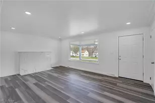 1984 S Schenley Ave, Youngstown, OH 44511 - Photo 13