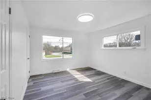 1984 S Schenley Ave, Youngstown, OH 44511 - Photo 19