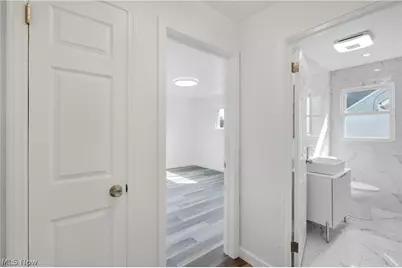 1984 S Schenley Avenue, Youngstown, OH 44511 - Photo 15