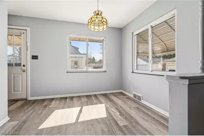 2340 10th Street, Cuyahoga Falls, OH 44221 - Photo 9