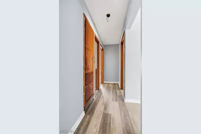 2340 10th Street, Cuyahoga Falls, OH 44221 - Photo 11