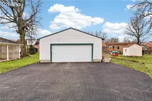 393 Afton Ave, Boardman, OH 44512 - Photo 5