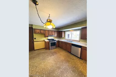 33562 Bainbridge Road, North Ridgeville, OH 44039 - Photo 7